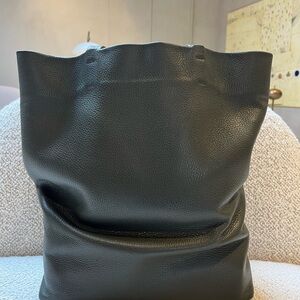 Cuyana Olive Leather Tote Bag